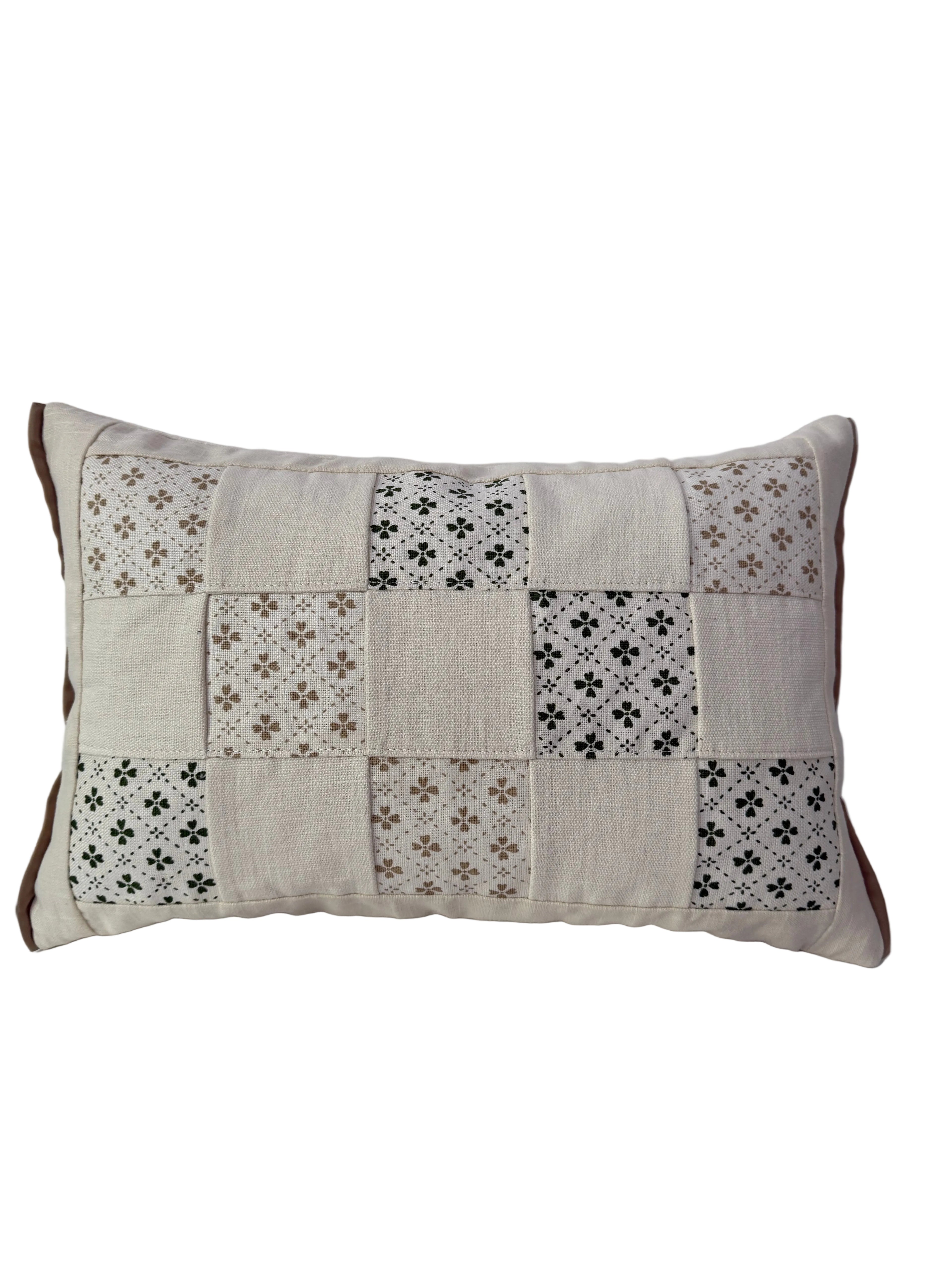 Petit Flower Flange Lumbar 13″ × 19″